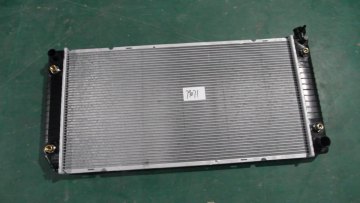 OEM 52486598 15143107 China Car Radiator Manufacturer for Chevrolet Sliverado 1500 V6 4.3L Auto Cooling Radiator 151931071