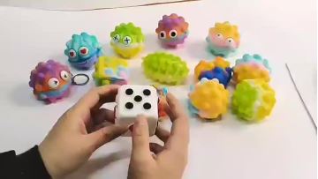 3D squeeze ball