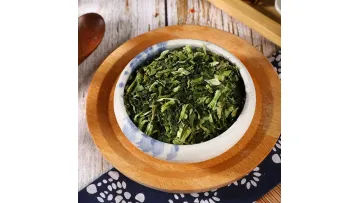 Dehydrated spinach leaves