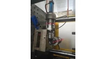 Shenzhou 750ton Pet Jar Bottle Cap Lid Bucket Making Machine PVC Pipe Fitting Injection Molding Machine1