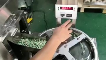 Vitamin E capsule counting machine desktop tablet counter1