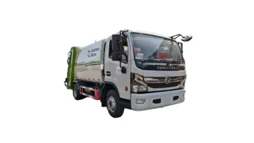 Debris Compactor Garbage Truck for Construction Site Cleanup1
