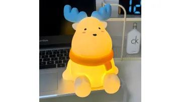 Little Elk Clapping Night Light - LED Desk Lamp for Kids1