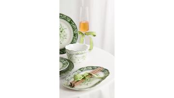 Green Marry Gift Pack Wave Rim Dinnerware
