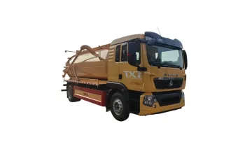 6X4 Airport Sewage Suction Truck for Terminal Building Sewer Cleaning1