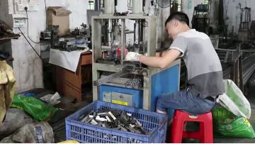 Metal Shelf Brackets Workshop