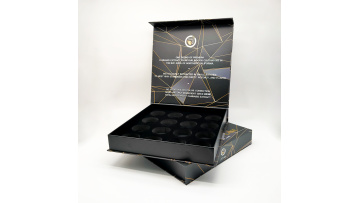 Custom magnetic gift box for bottle