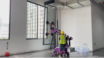 The Compact Powerhouse Transforming Indoor Glass Installation