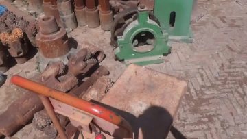 Tricone bit   rock bit   roller bit   water well drilling bits   pdc bit.mp4