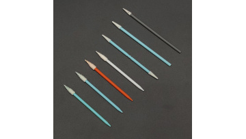 Cleanroom small pointed tapered head swab