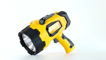 10W Rechargeable Marine Searchlight Waterproof LED Handheld Spotlight with USB Power Charger1