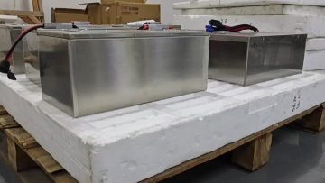 Electric vehicle battery display