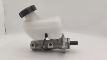 Brake Master Cylinder OE 55B43-400 FOR KIA1