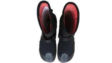 High cut diving boots
