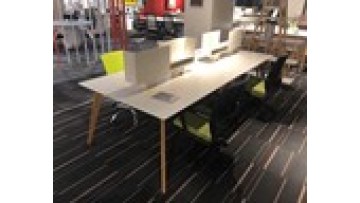 Modern European Simple Wood Office Workstation Screen High Quality with Modular Feature Fashion1