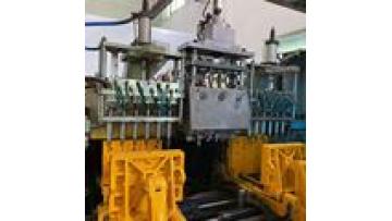 Used 2L Leshan Double Station 6 Mold Heads Blowing Molding Machine1