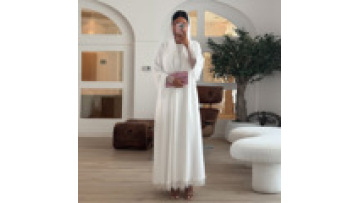 Wholesale Plain Design Islamic Modest Long Dress Gown Turkish Dubai Abaya with Shawl Muslim Women's Long Robe1
