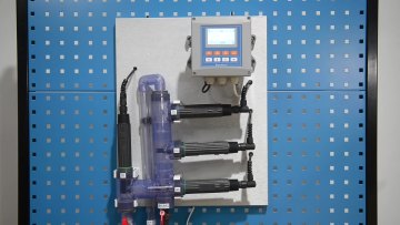 New Arrival Multi-parameter pH/EC/DO/TU Water Quality Analyzer1