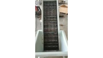 elevating conveyor for polishing the brass fitting