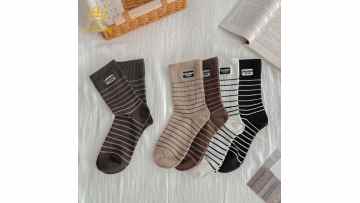 Korean striped letter embroidery, mid tube socks, college style