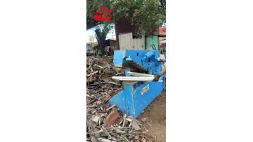 Alligator Shear Cutting Scrap Metal | Fast & Powerful Metal Recycling Machine