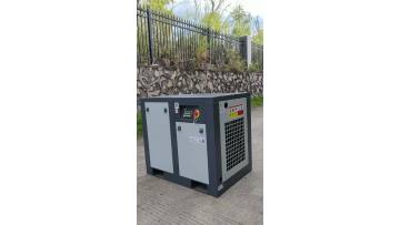 Fixed frequency screw air compressor
