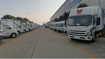 4.2-meter refrigerated truck