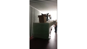Hongli's 75+35 low-smoke halogen-free/PVC/TPE extruder was shipped to Vietnam; loading video included.