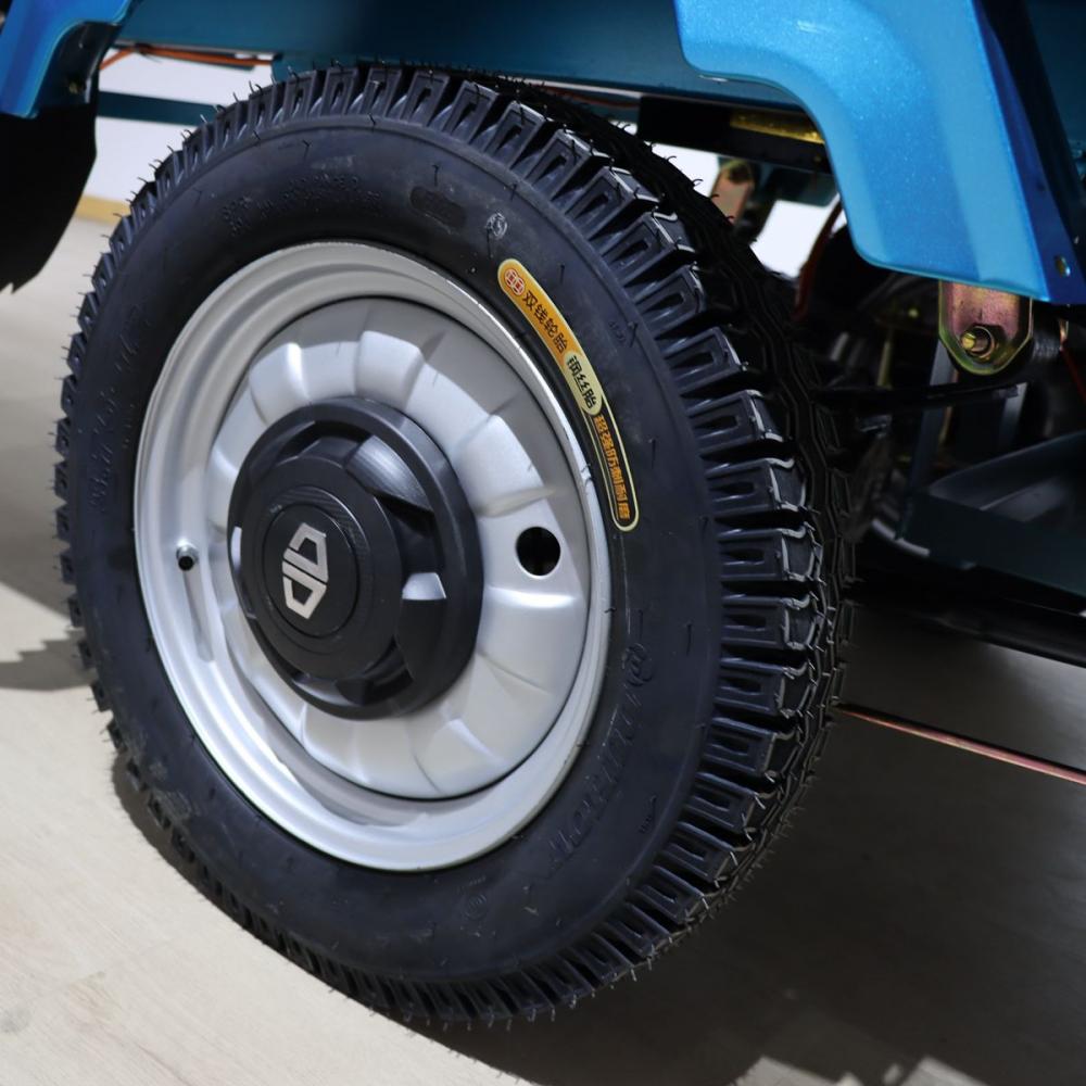 New electric tricycle