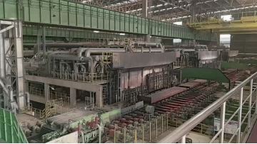 Steel plate production workshop