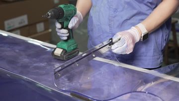 Worker Operating Video 09