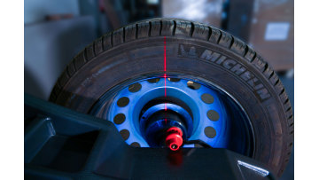 Wheel balancer laser