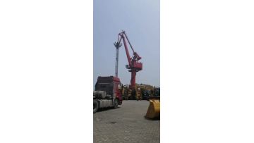 Drilling rig at port
