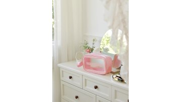 PU PVC Waterproof Custom Toiletry Pouch Luxury Beauty Makeup Bag Zipper Closure Travel Toiletry Cosmetic Bag with printed Logo1