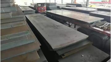Wear-resistant steel plate