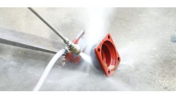 High Pressure Water for Paint Removal