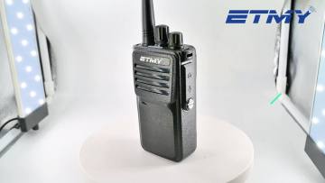 10W UHF VHF High Power Output IP68 Waterproof Analog  Radio with Type-C Charging Explosion-proof Walkie Talkie1