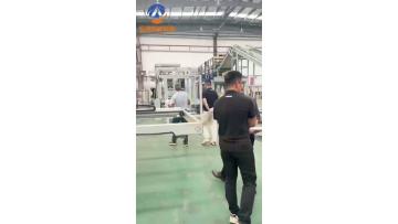 Foreign customers visited the production site for inspection. The automated packaging equipment was recognized.