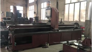 Vertical band saw