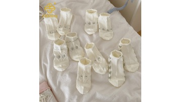 Korean version of Lolita bubble mouth socks floral boneless