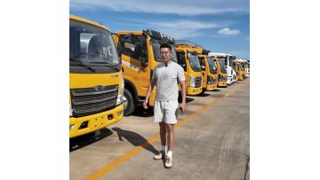 Dongfeng Duolika Asphalt Truck for Road Construction