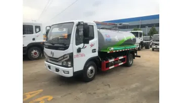 Factory Direct Dongfeng 4X2 4.63cbm High-Pressure Sewage Suction Truck1