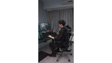 gamer desk adjust height.mp4