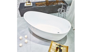Freestanding Tub With Mounted Faucet