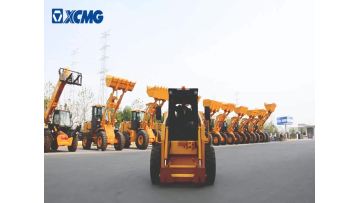 XCMG Small Skid Steer Loader Xc740K