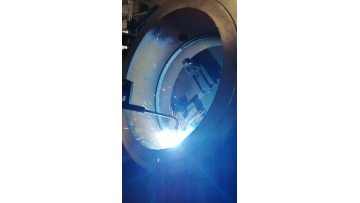 Manipulator welding inner ring seam