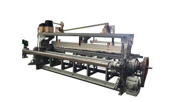 JUTE LOOM RUNNING IN PACIFIC JUTE 