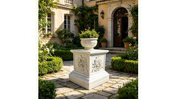 White_Marble_Pedestal_Centerpiece