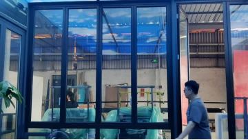 aluminium sliding doors