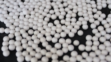 high quality 2.5-4.0mm activated alumina KA100 for TBC purification KA402 activated aluminium oxide adsorbent for defluoridation1